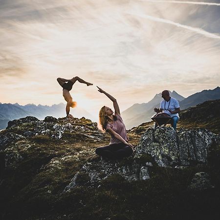 Quality Hosts Arlberg - Afoch Fei - Das Landhaus サンクト・アントン・アム・アールベルク エクステリア 写真