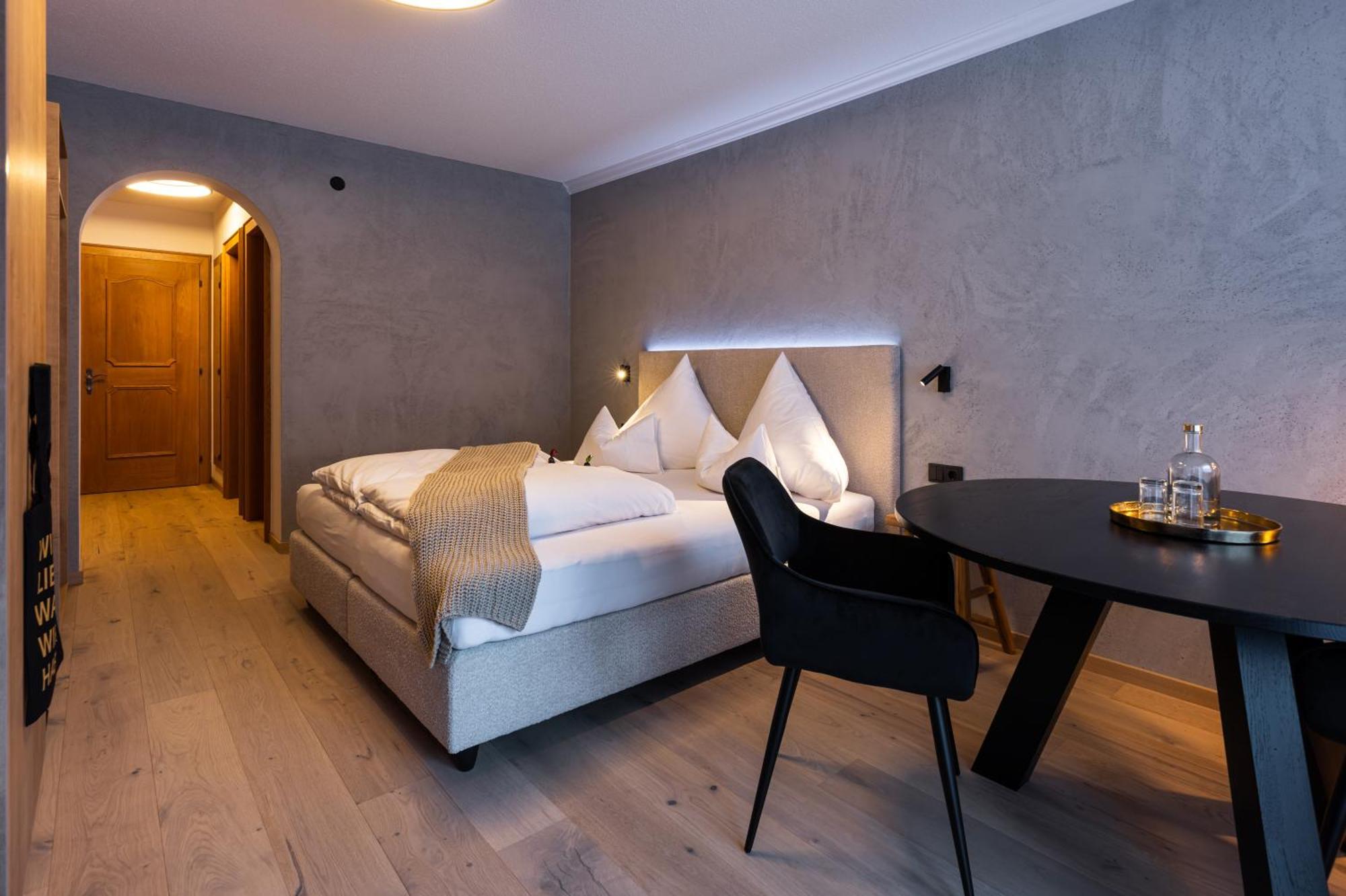 Quality Hosts Arlberg - Afoch Fei - Das Landhaus サンクト・アントン・アム・アールベルク エクステリア 写真